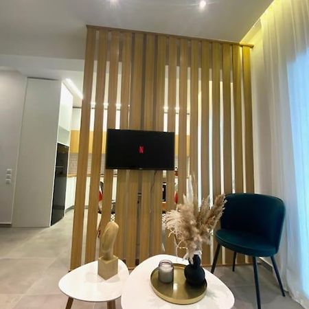 Piraeus Apartment For Rent Bagian luar foto