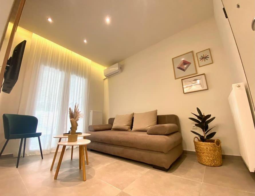 Piraeus Apartment For Rent Bagian luar foto